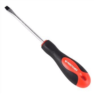 고무 손잡이로 홈을 파는 스크루드라이버